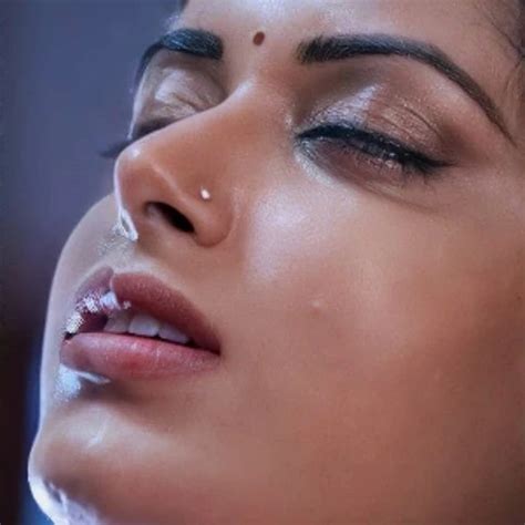 Indian House Wife Big Busy Kissing Ass Close Up Porn Feat Baskarv1234 By FapHouse XHamster