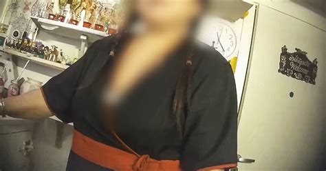 Här erbjuder ägaren sex med dotter Vill du ha den unga SVT Nyheter