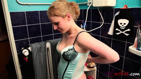 Hot And Sexy Amateur Redhead Babe At DrTuber