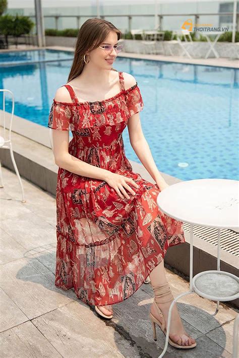 Top mẫu đầm maxi đi biển hot nhất lên hình đẹp nhất