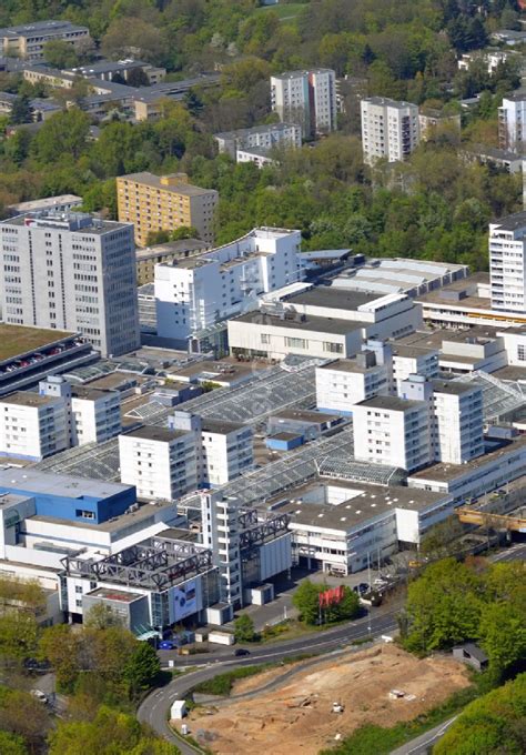 Frankfurt Am Main Aus Der Vogelperspektive Geb Ude Des Einkaufszentrum