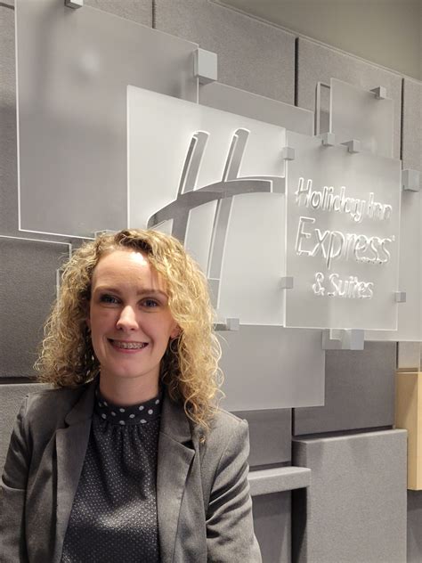 Holiday Inn Express and Suites Chilliwack Now Open (INTERVIEW with GM