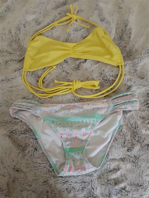 Very Cute Victoria S Secret Bikini Size Large Top Gem