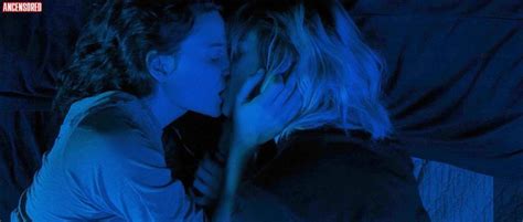 Monstrous Nude Pics Page 1