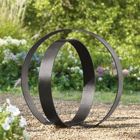 Ellipse Garden Sculpture Grandin Road Olio