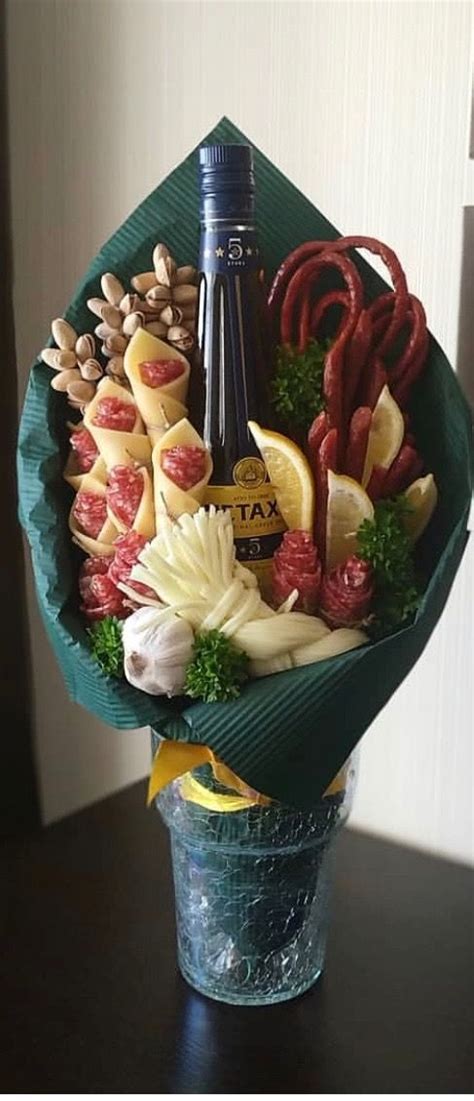 Pin by Sylvia Sabine on Geschenkideen | Food bouquet, Birthday flowers ...