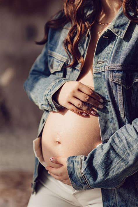 A Naked Pregnant Woman In Bed Sex Life During Pregnancy Stock Photo Image Of Mother Body