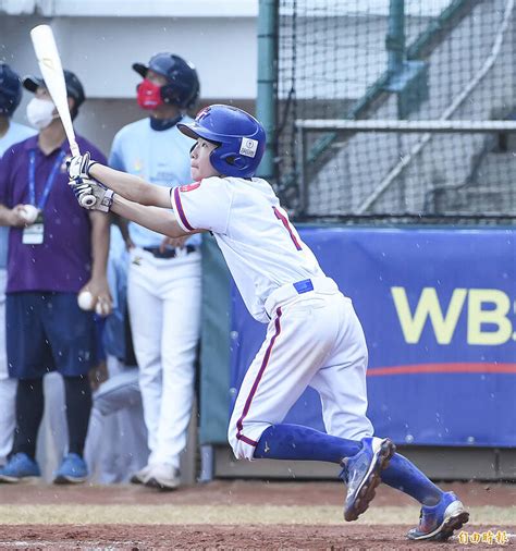 U12》因雨暫停2小時 台灣隊吳聖智、陳瑞鑫開轟奪季軍 自由體育