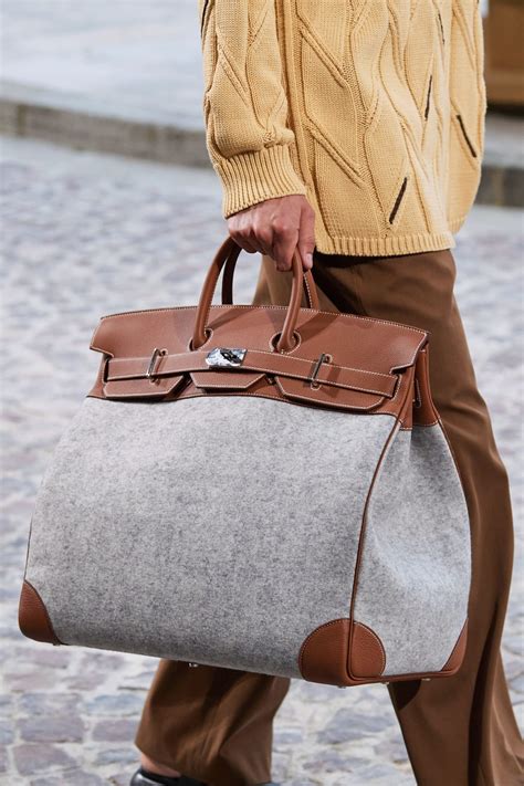 leather handbags for men 2