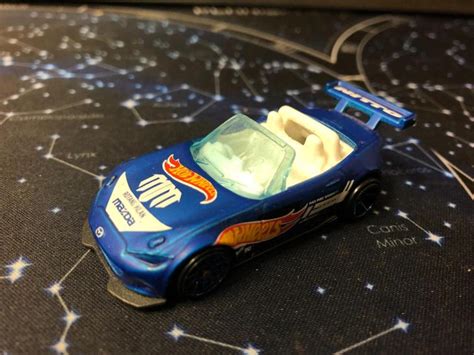 Hot Wheels Race Team Mazda MX Miata Aukro