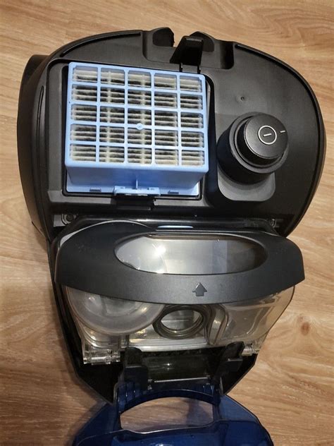 Bosch GL20 wired vacuum, TV & Home Appliances, Vacuum Cleaner ...