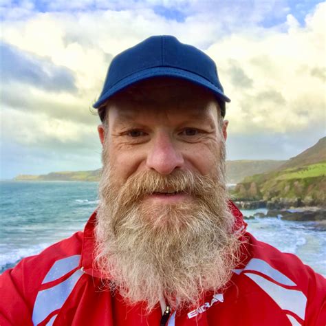 Épinglé sur Hairy Men Blonde