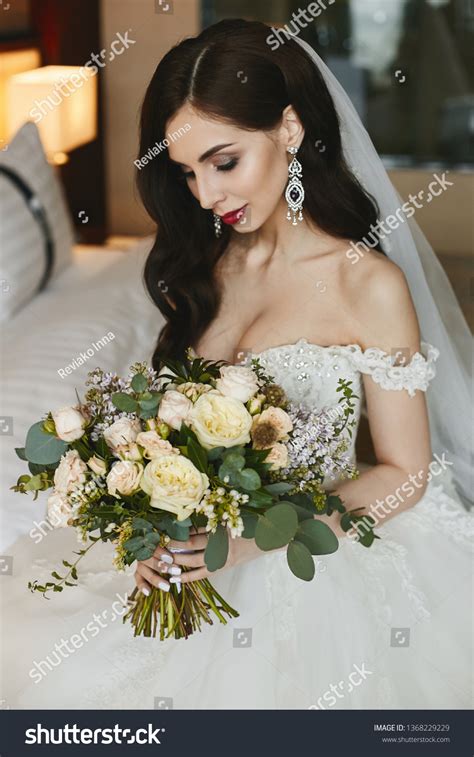 Beautiful Busty Brunette Model Girl Bright Stock Photo 1368229229 Shutterstock