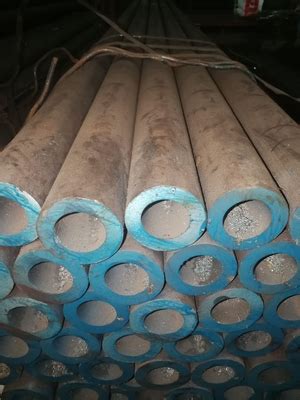 Hot Rolled Black Surface Alloy Mechanical Steel Pipe SAE52100 SUJ2 EN31