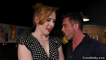 Repairman Ties And Fucks Shemale XVIDEOS