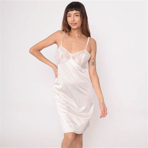 S Slip Dress White Lace Lingerie Dress Empire Waist Knee Length Nightgown Adjustable Straps