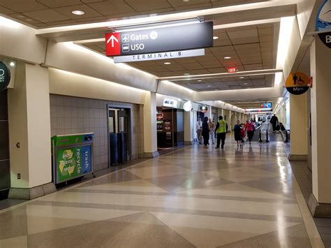 Philadelphia Airport - EMSEKFLOL.COM