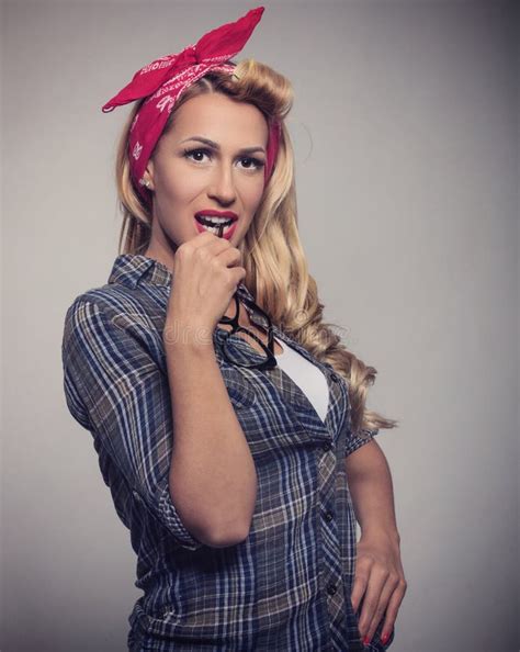 Pin Up Blonde Girl Retro Style With Sunglasses Stock Photo Image Of Blond Portrait