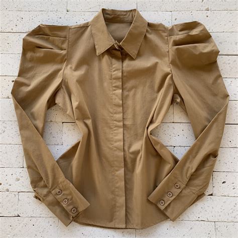 Camisa Tricoline Manga Princesa Luxo Nude Dondoca Moda Feminina