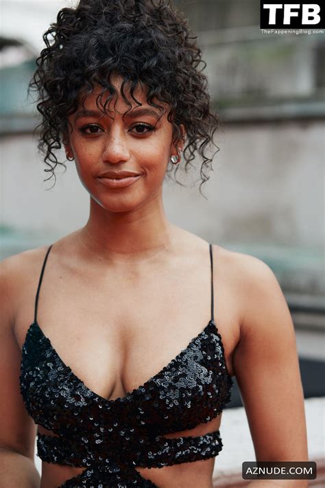 SHALOM BRUNE FRANKLIN Nude AZNude