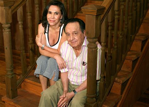 Florinda Meza niega tener fortuna millonaria tras muerte de Chespirito