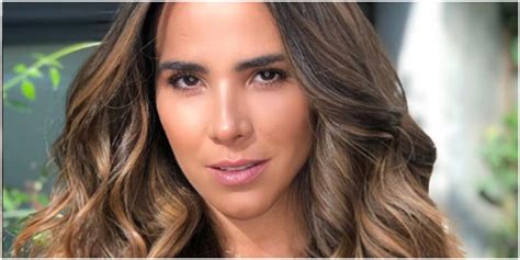 Wanessa Atola Biqu Ni Deixa Parte Ntima Pulando Pra Fora E Provoca