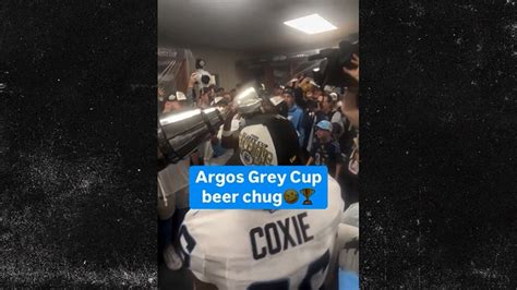 Fully Naked Woman Runs Onto Field During Grey Cup Final