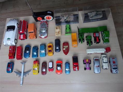 SBÍRKA AUTÍČEK Z LET MIX I MATCHBOX HOT WHEELS SIKU Aukro