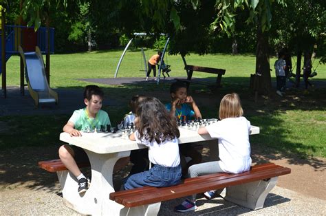 Scacchi All Aperto A Pordenone Inaugurato Il Giardino Emanuel Lasker