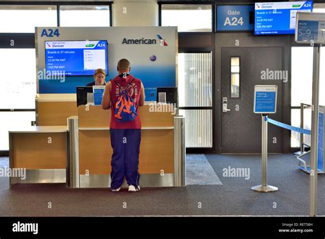 Counter At American Airlines Airport Check In Gate Stock Photo Alamy