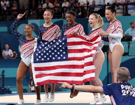 Simone Biles and Team USA dominate to win Olympic gold in women’s ...