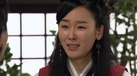 HOT 제왕의 딸 수백향 98회 태자 전하를 연모하옵니다 도림에게 수백향임을 밝히지 말아달라 애원하는 설난 20140228 YouTube