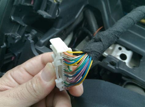 Распиновка кнопок руля тойота - 82 фото