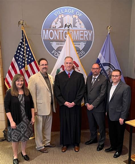 Montgomery Village Board incumbents, clerk sworn in, start new terms