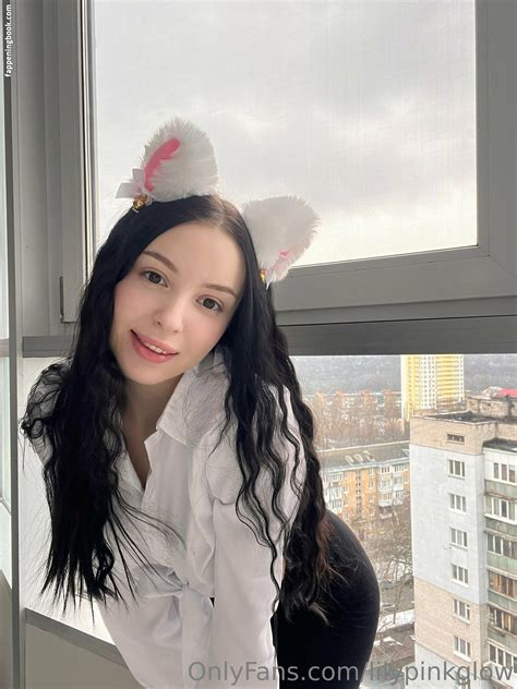 Lilypinkglow Lilpink Y Nude Onlyfans Leaks Fappening Fappeningbook