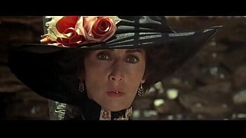 Temps De R Volution La Voiture Est Cambriol E Hommes Et Femmes Sont D Shabill S Fue Xvideos