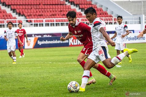 Arema Fc Amankan Tiga Poin Usai Menang Tipis Atas Persis Solo Antara News