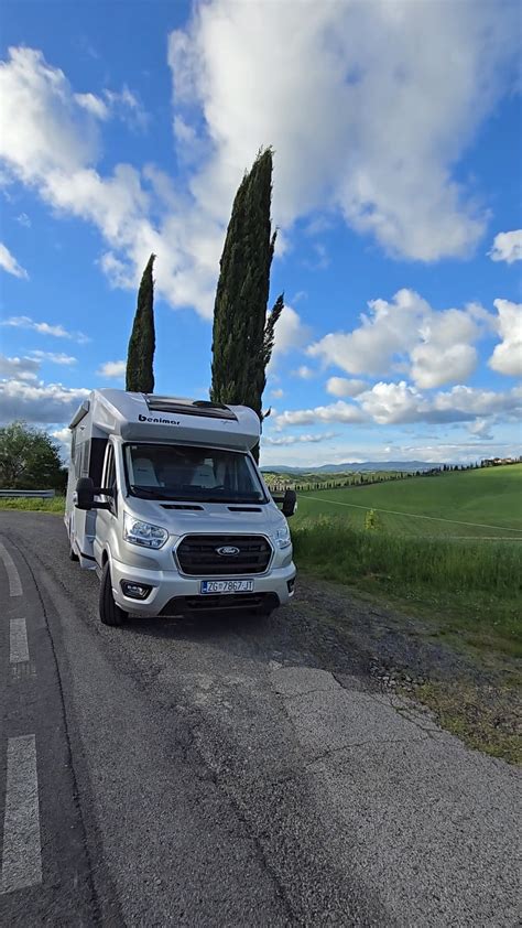 Kamperandlive Unajmi Kuću Na Kotačima Travelandlive