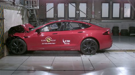 La Grande Berline électrique Tesla Model S Obtient Cinq étoiles Aux