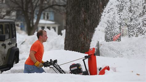 Buffalo snow: Weather improves; flooding fears ease