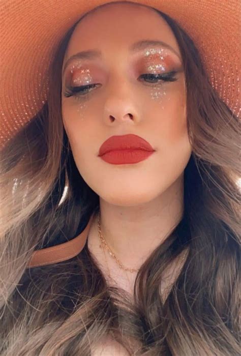 I Love That You Know Im More Than Just A Huge Pair Of Tits Mmm Yes You Know I Have Fat Lips