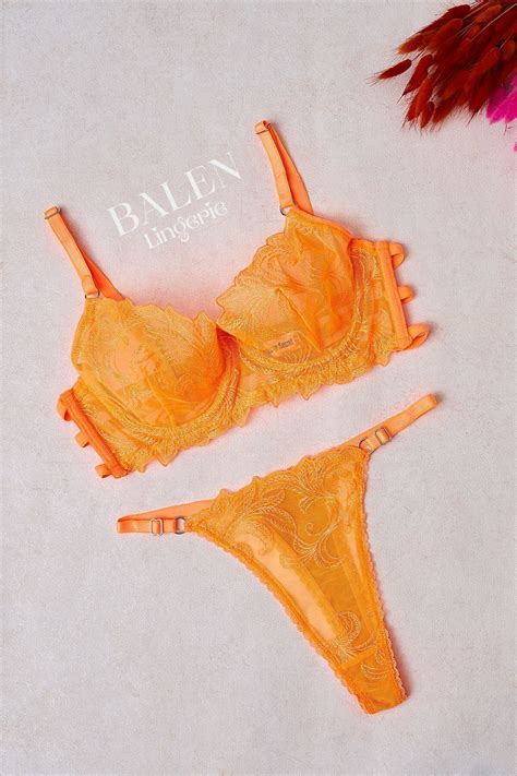 balen lingerie Kadın Sütyen Takım Turuncu Yaprak Desenli Balenli Brode Fiyatı Yorumları Trendyol