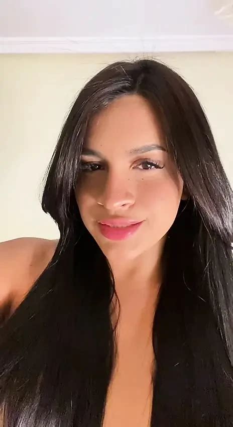 Viviana En Trans Latina Str K I Rosa Trosor Tills Hon Kommer H Rt Pov Xhamster