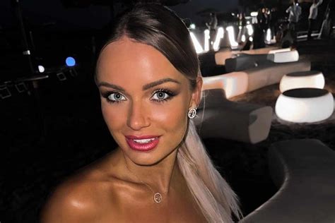 Mercedesz Henger infiamma l estate in bikini è uno spettacolo proibito FOTO estrema