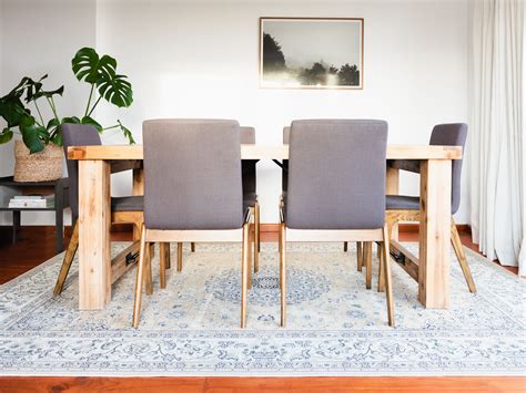 How To Choose The Right Dining Room Rug