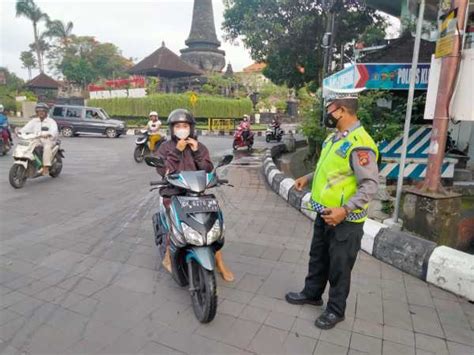 Tribratanews Polda Bali Cegah Kecelakaan Dan Kemacetan Arus Lalu