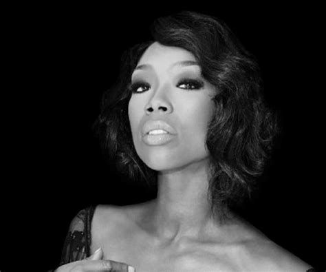 Brandy Norwood Biography - Facts, Childhood, Family Life & Achievements