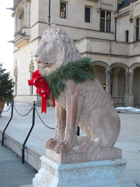 Pin By Mike Cheatham On Historic Homes Biltmore Estate Christmas