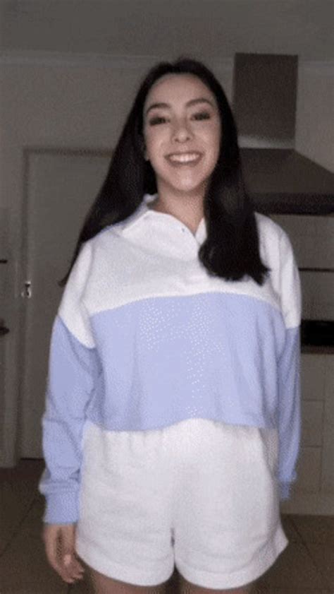 Who Is This Big Titty Brunette Leah Wilde 1073408 NameThatPorn