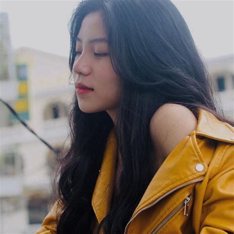 Cô bạn Đà Lạt 17 tuổi với gương mặt sắc lạnh hứa hẹn sẽ soán ngôi hot girl thế hệ mới